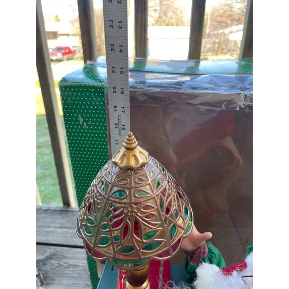 Holiday Creations 20" Animated Musical Lighted Santa Toy Workshop Motionette - Picture 8 of 16